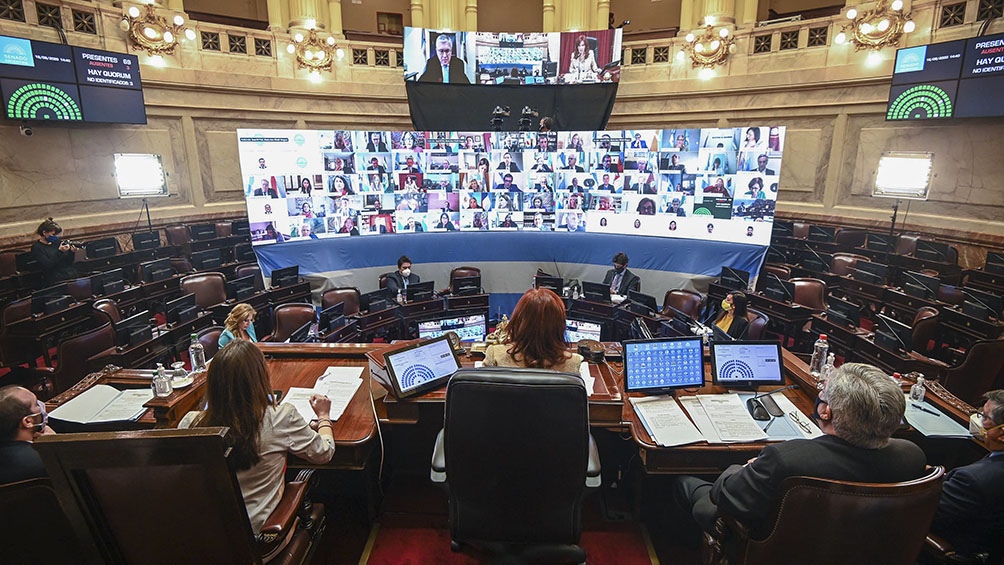 Se cree que la sesión será muy extensa Se cree que la sesión será muy extensa